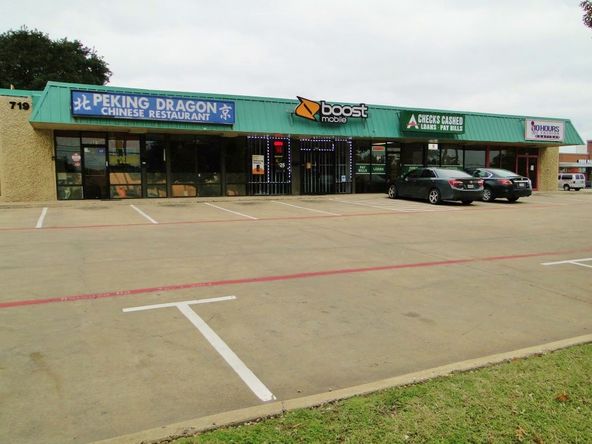 719 N. Hampton Road, Desoto, TX 75115